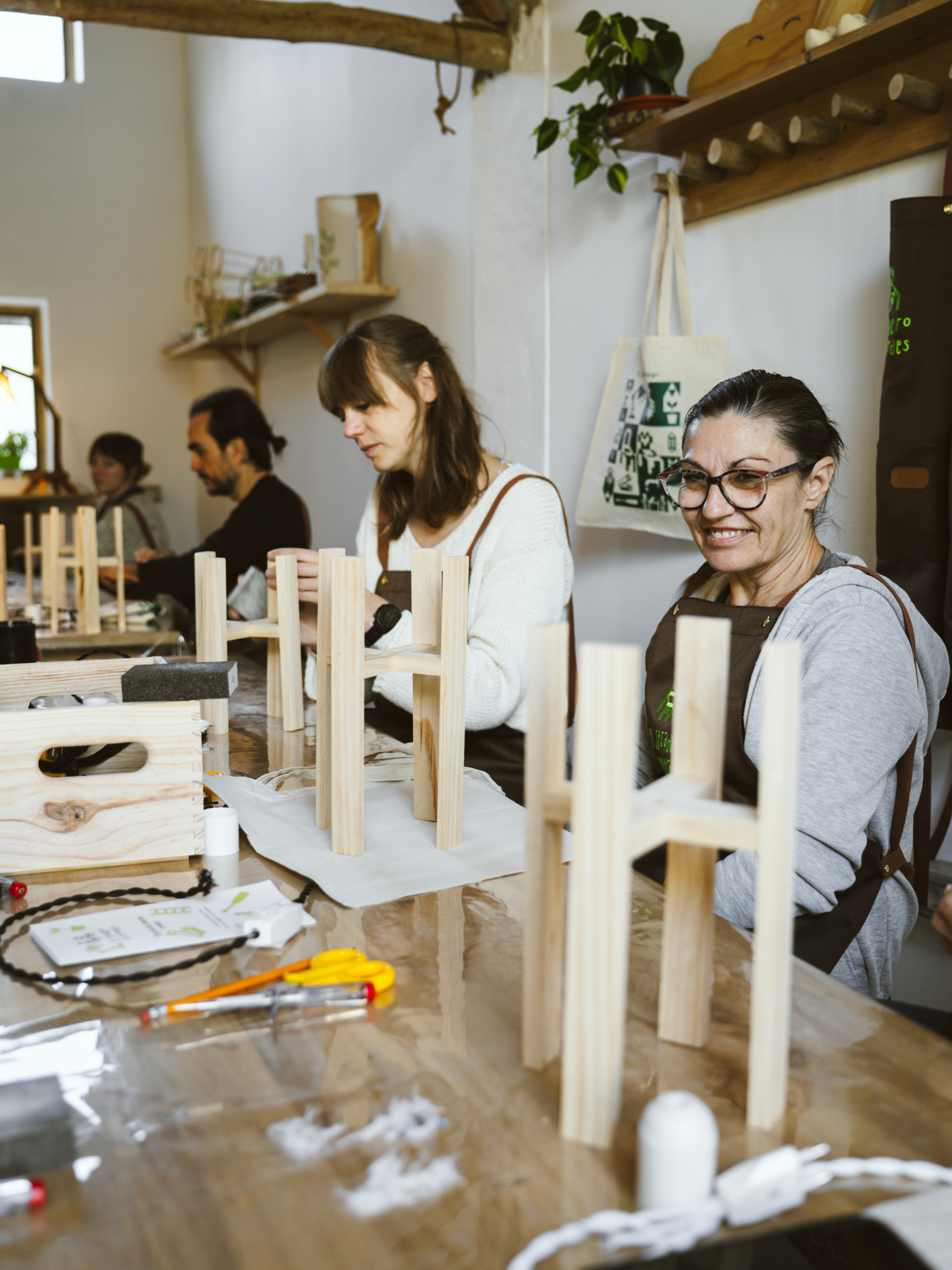 Taller "Fabrica tu lámpara" - Imagen 2