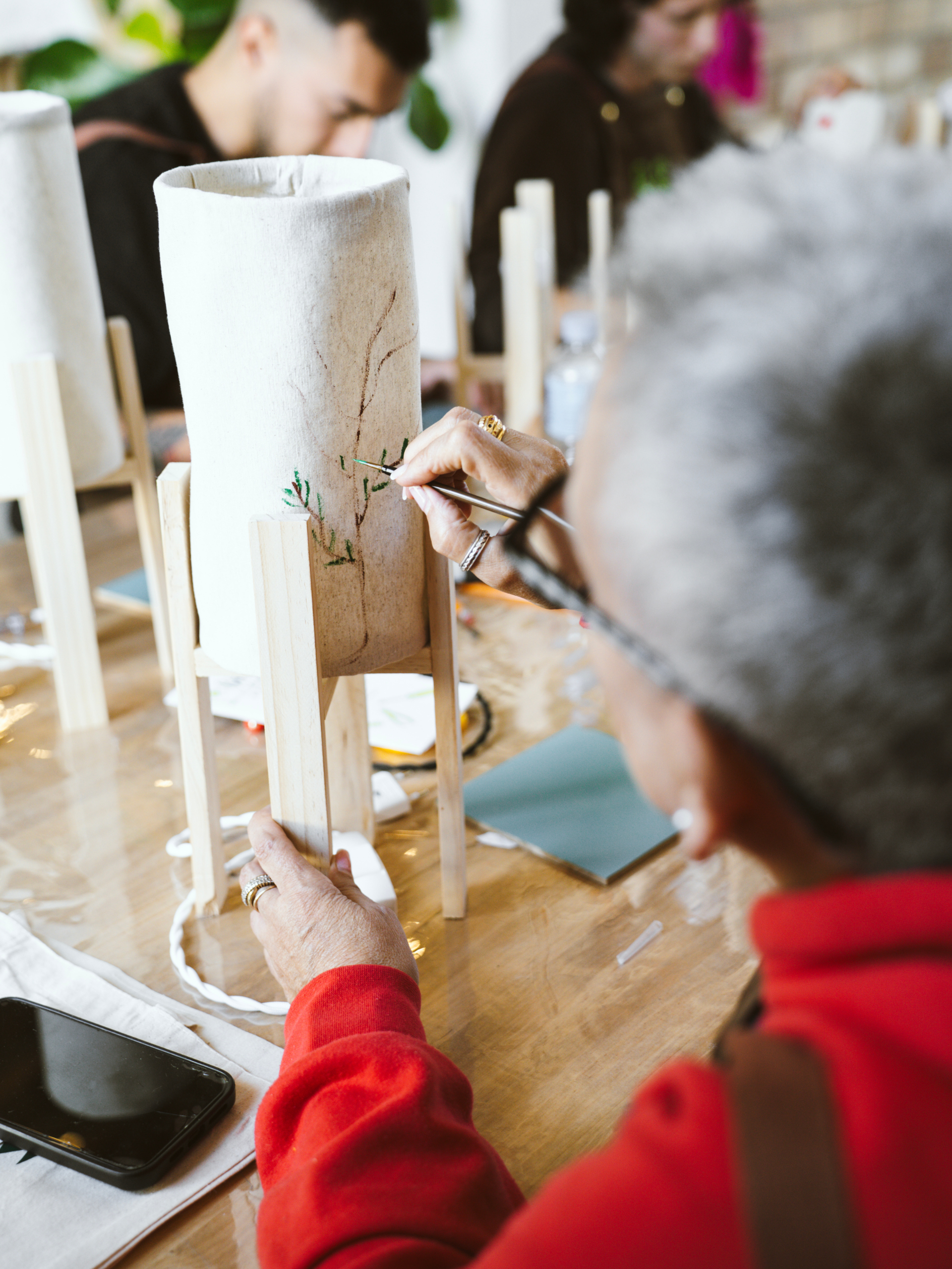 Taller "Fabrica tu lámpara" - Imagen 6